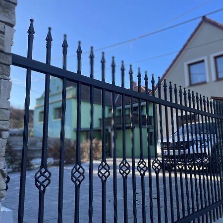 Apartmany Lukovske Domecky Lukov  Экстерьер фото