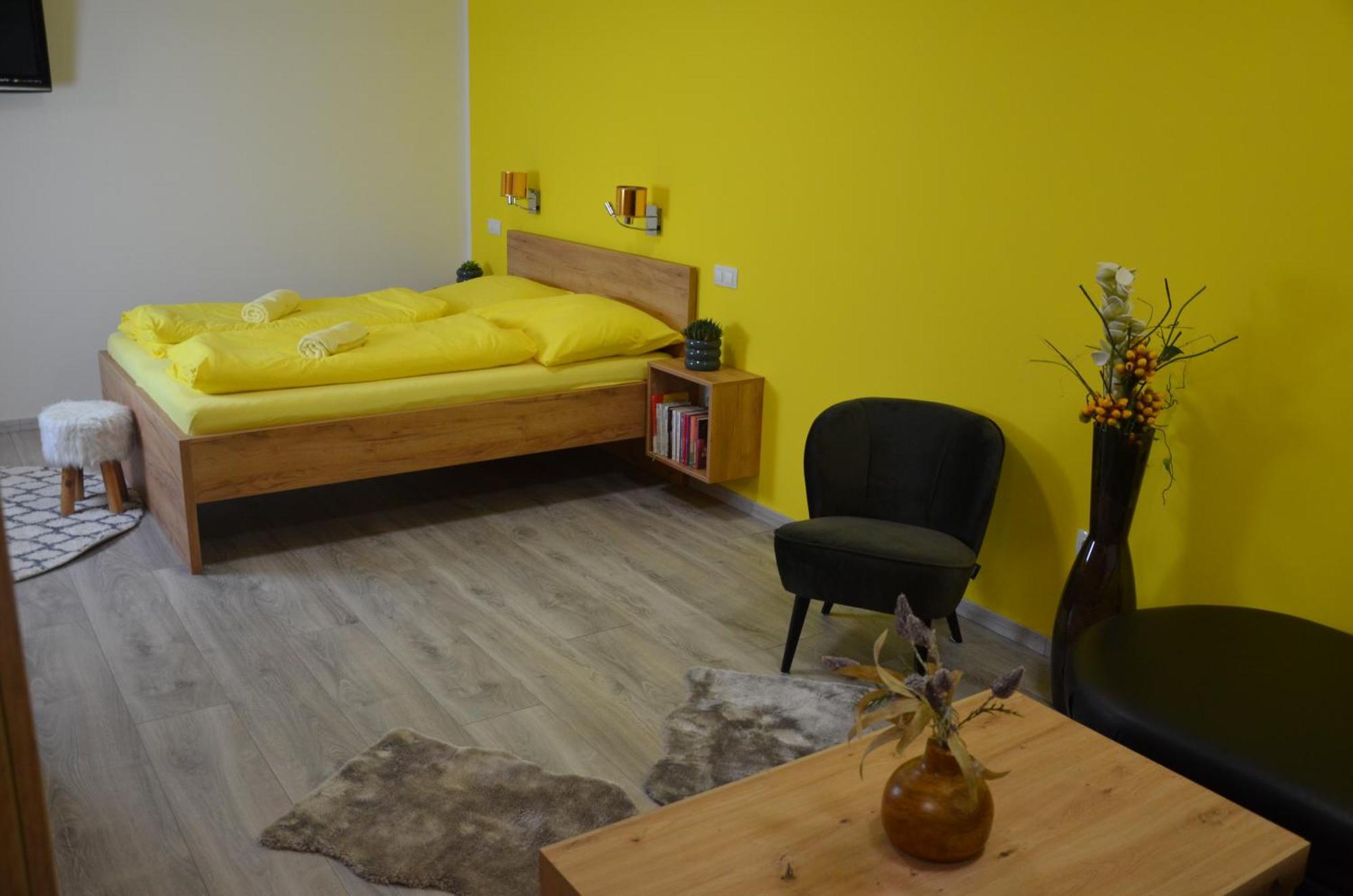 Apartmany Lukovske Domecky Lukov  Экстерьер фото