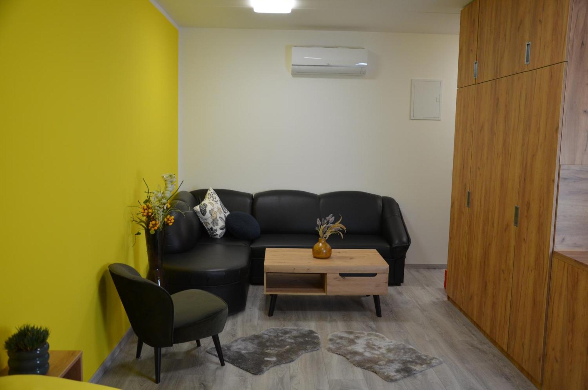 Apartmany Lukovske Domecky Lukov  Экстерьер фото